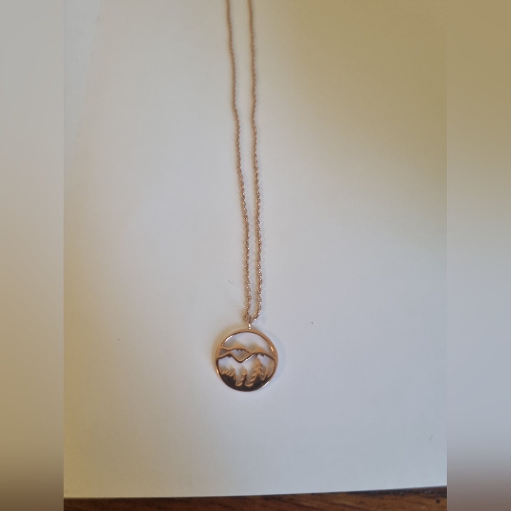 NEW ONE by Schullin Necklace Mountains rose gold